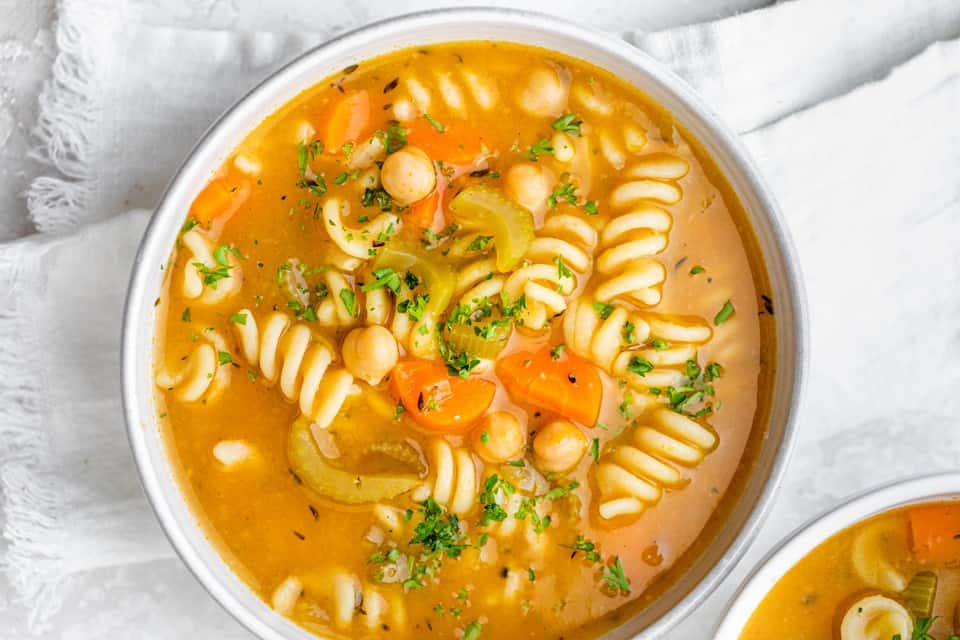 Cozy One-Pot Chickpea Noodle Soup: Simple Weeknight Comfort